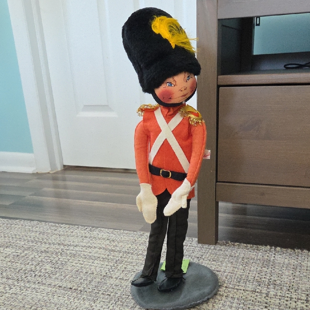 Vintage Annalee Christmas British Soldier Guard Doll Figure